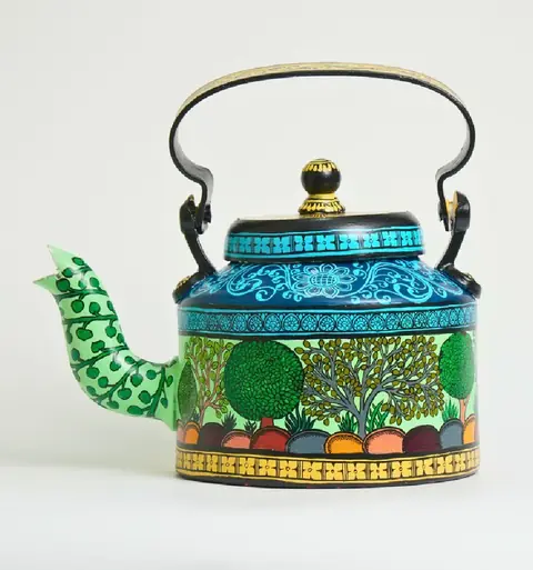The Emerald Grove Kettle