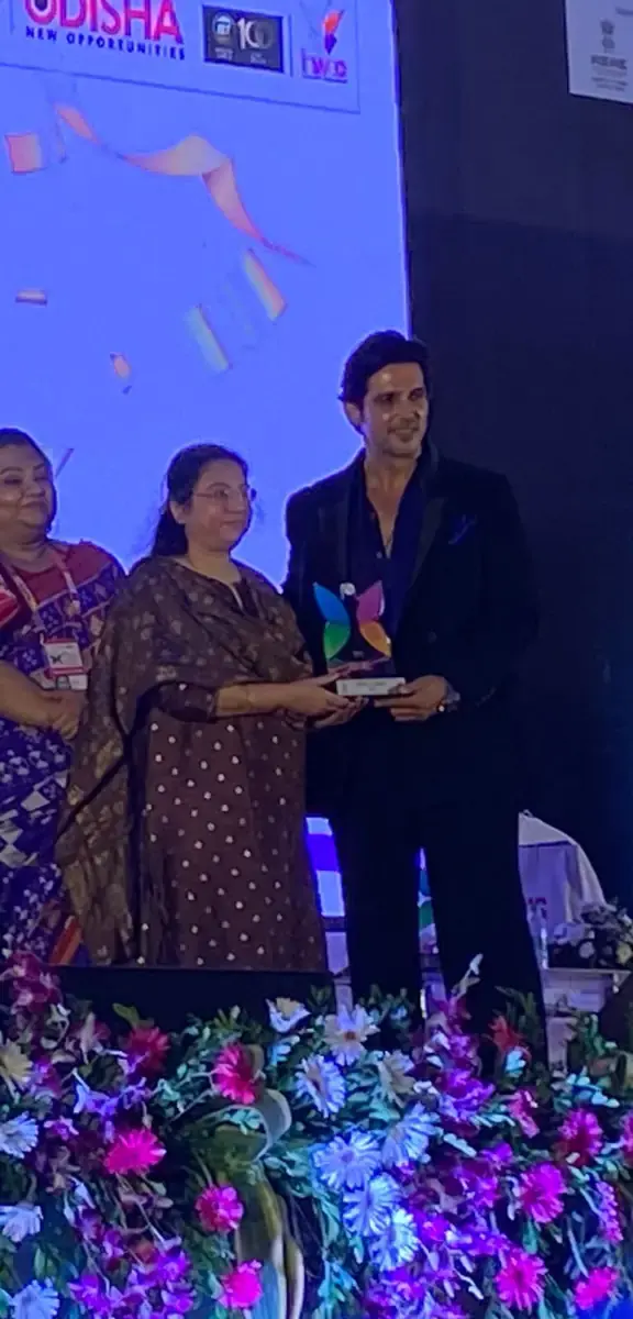 Felicitated by Zayed Khan