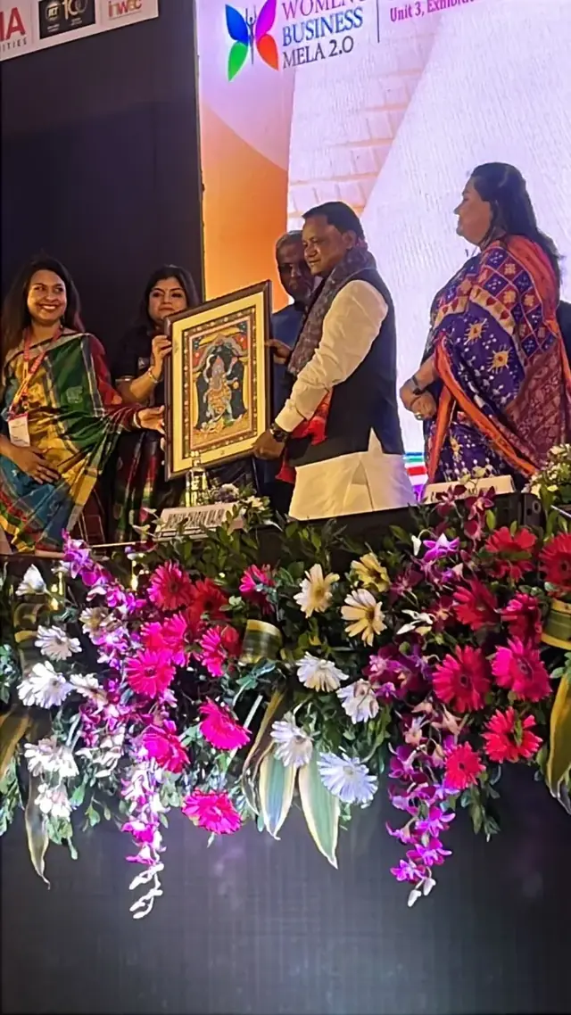 Women’s Business Mela 2.0: Opening Ceremony: memento by Abriella Paintings for INWEC